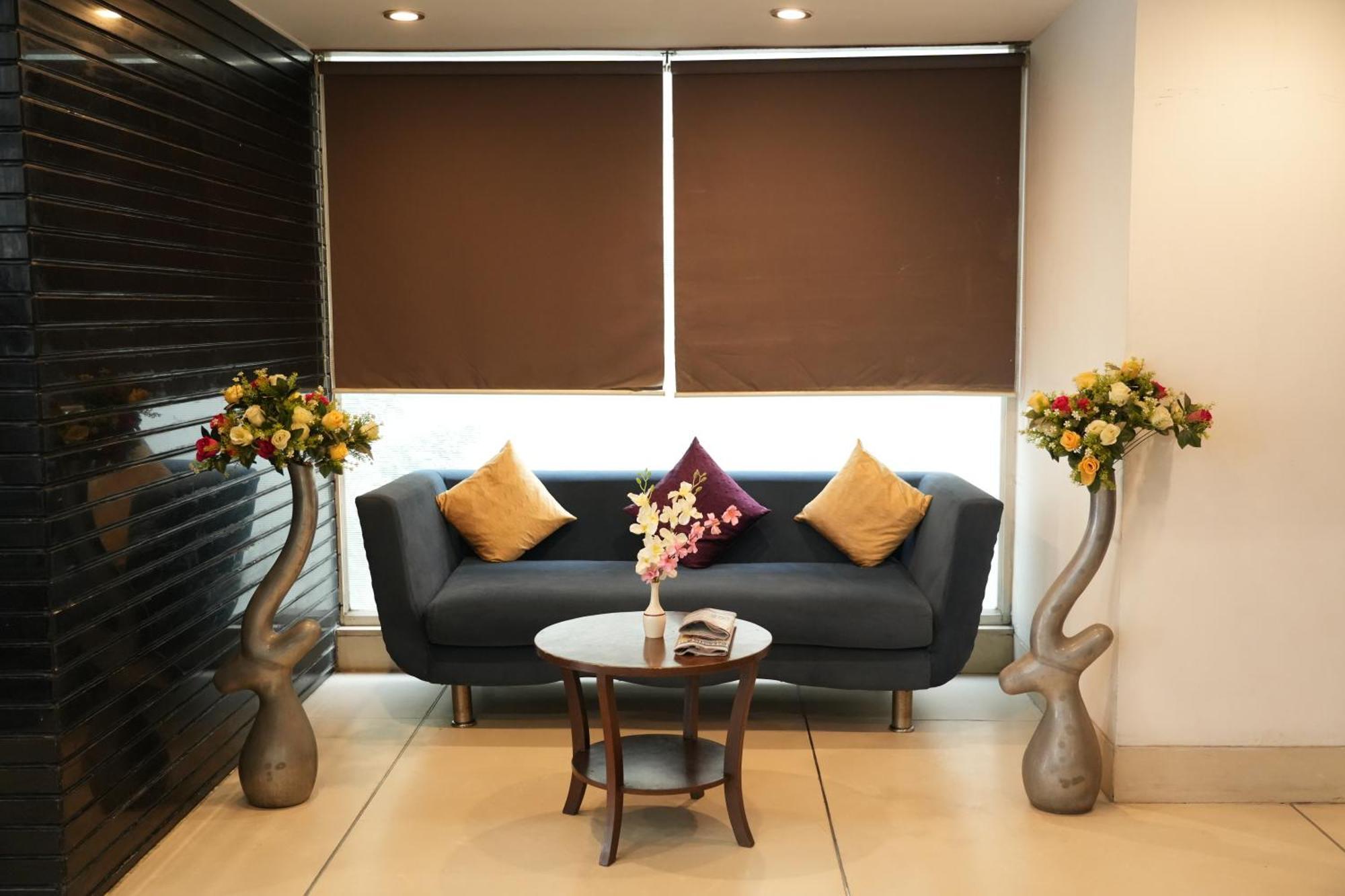 Hotel Clarks Collection Bhavnagar Exterior foto